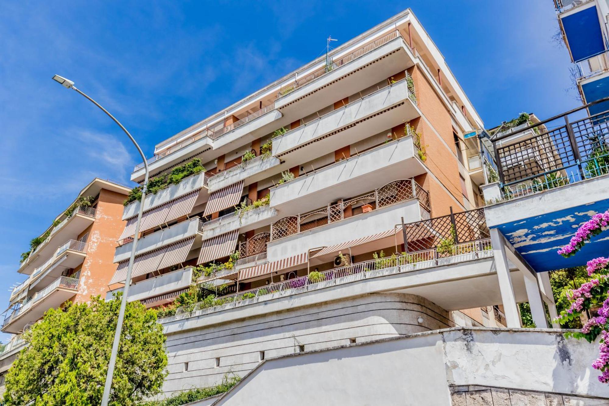 L'Attico Con Terrazza In Corso Francia Apartment Rome Exterior photo